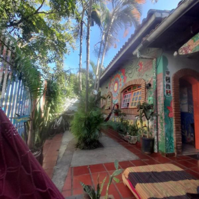 Hostel Trópico de Capricórnio - Itaguá